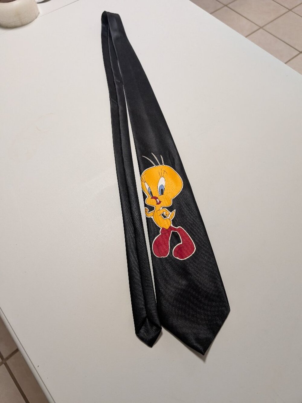 Vintage HAND MADE TWEETY BIRD Neck Tie with Warner Bros Looney Tunes Theme
